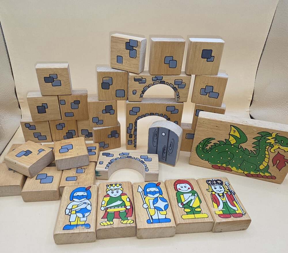 Maple Landmark Medieval Castle Wooden Block Set